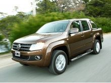 Фото Volkswagen Amarok 4-дв.  №11